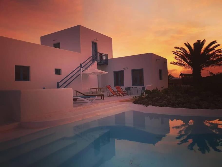 Villa Alfonso New, With Local Traditional Style *